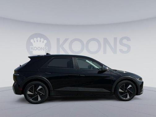2025 Hyundai IONIQ 5 SE