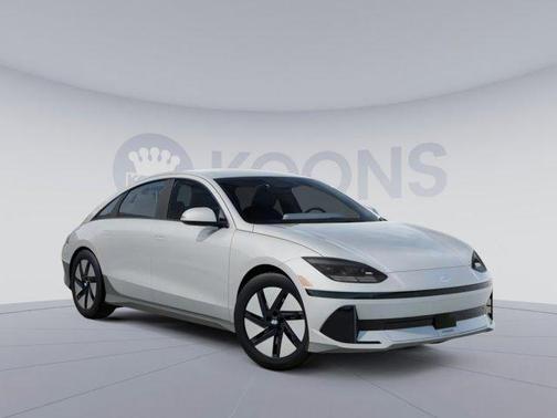 2025 Hyundai IONIQ 6 SE