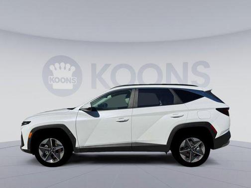 Creamy White Pearl 2026 Hyundai TUCSON Hybrid SEL