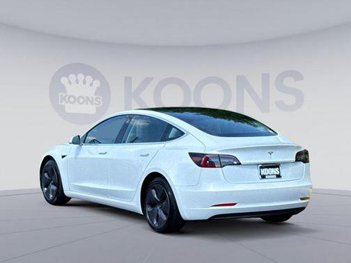 2020 Tesla Model 3 Standard Range Plus