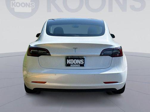 2020 Tesla Model 3 Standard Range Plus