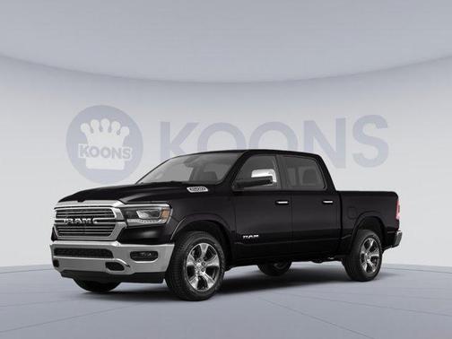 Diamond Black Crystal Pearlcoat 2019 RAM 1500 Laramie