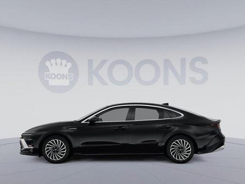 2025 Hyundai SONATA Hybrid SE