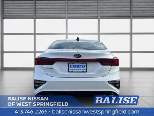 Snow White Pearl 2021 Kia Forte LXS