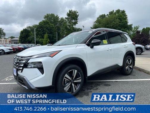 White / Black 2025 Nissan Rogue SL