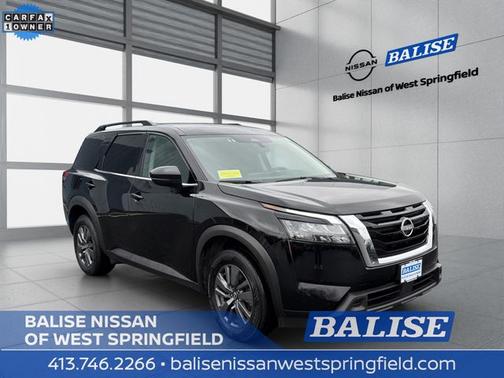 Super Black 2024 Nissan Pathfinder SV