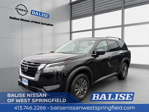 Super Black 2024 Nissan Pathfinder SV