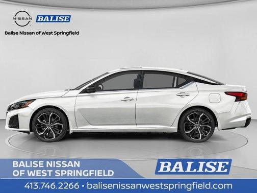 Pearl White Tri-Coat 2026 Nissan Altima SR