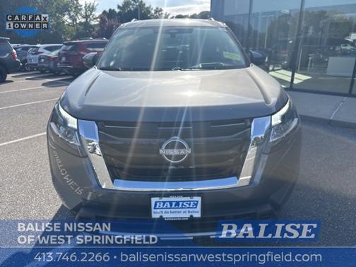 2023 Nissan Pathfinder Platinum