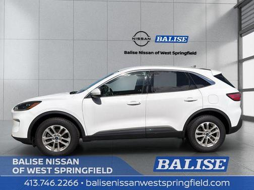 Oxford White 2021 Ford Escape SE