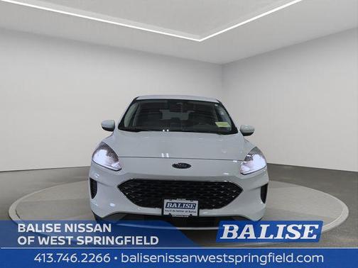 Oxford White 2021 Ford Escape SE
