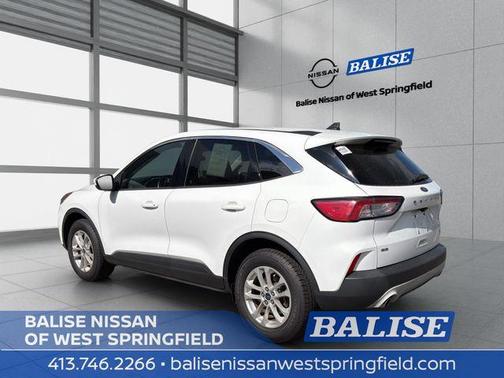 Oxford White 2021 Ford Escape SE
