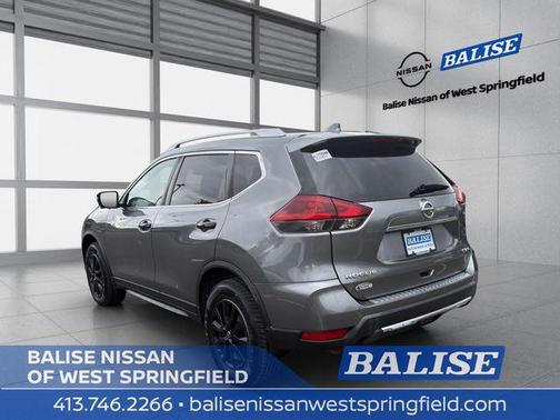 Gun Metallic 2018 Nissan Rogue SV