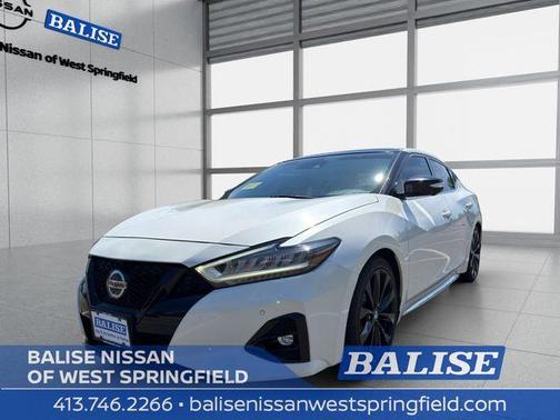 White 2021 Nissan Maxima SR