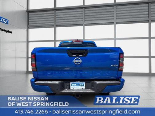 Bluestone Pearl 2025 Nissan Frontier SV