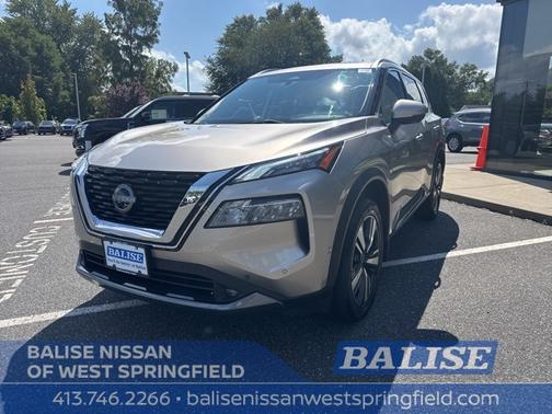 2022 Nissan Rogue SL
