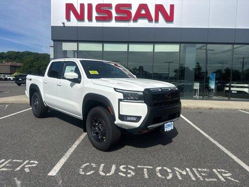 Glacier White 2026 Nissan Frontier PRO-4X