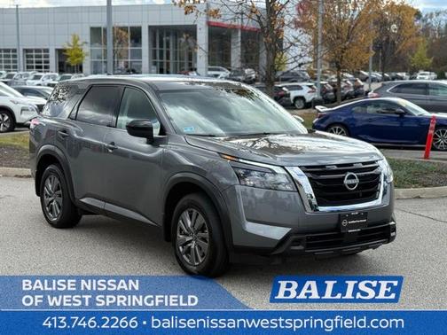 2025 Nissan Pathfinder S