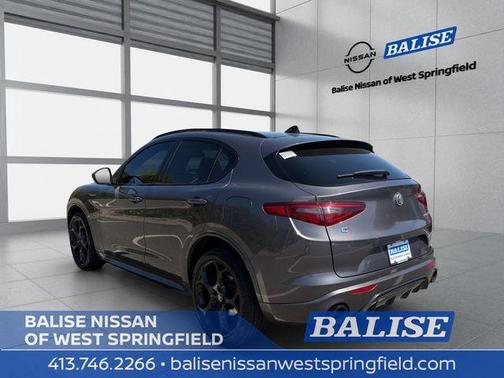 Vesuvio Gray Metallic 2023 Alfa Romeo Stelvio Veloce