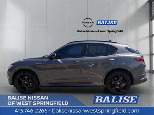 Vesuvio Gray Metallic 2023 Alfa Romeo Stelvio Veloce