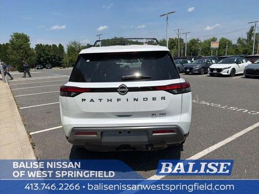 Everest White P 2026 Nissan Pathfinder SL