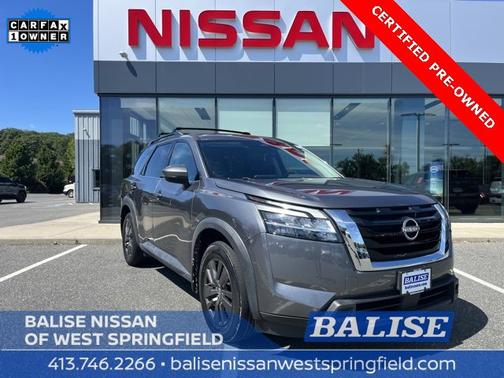 2022 Nissan Pathfinder SV