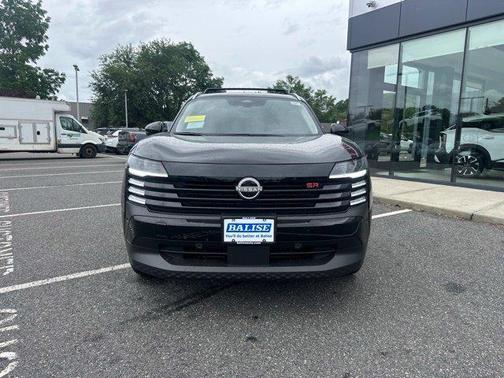 Super Black 2026 Nissan Kicks SR