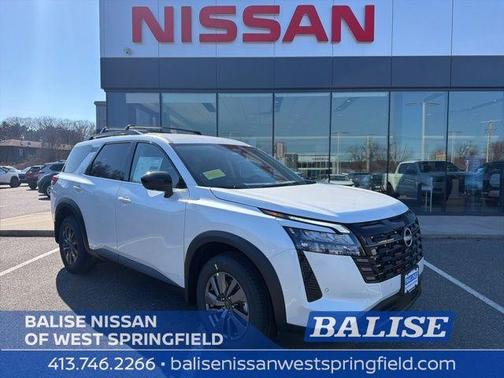 Everest White P 2026 Nissan Pathfinder SV