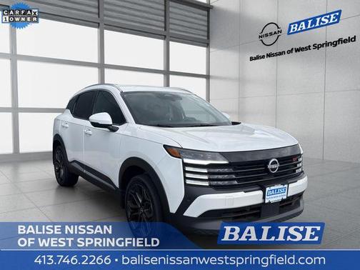Aspen White Tri 2025 Nissan Kicks SR