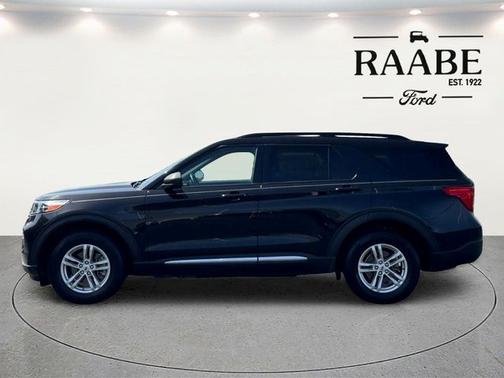 SHADOW BLACK 2018 Ford Explorer XLT