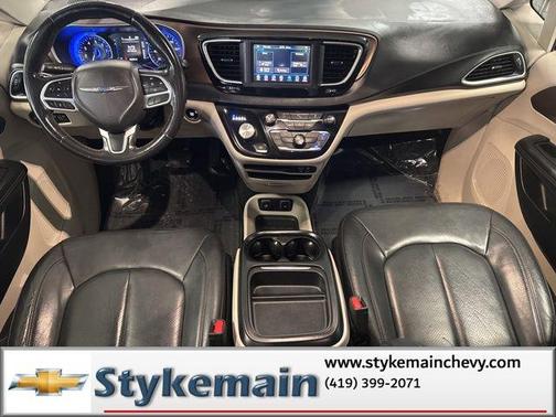 2019 Chrysler Pacifica Touring L