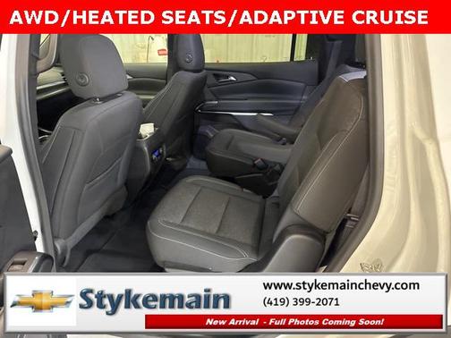 2024 Chevrolet Traverse LT