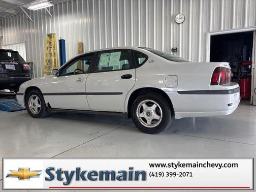 2003 Chevrolet Impala Base