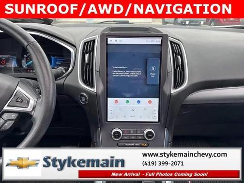 2021 Ford Edge Titanium
