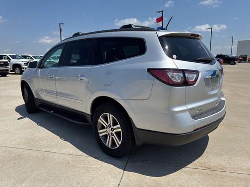 Silver Ice Metallic 2016 Chevrolet Traverse 2LT