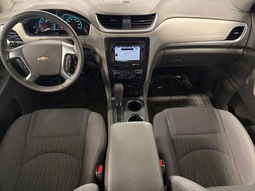Silver Ice Metallic 2016 Chevrolet Traverse 2LT