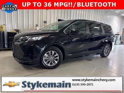 2021 Toyota Sienna LE