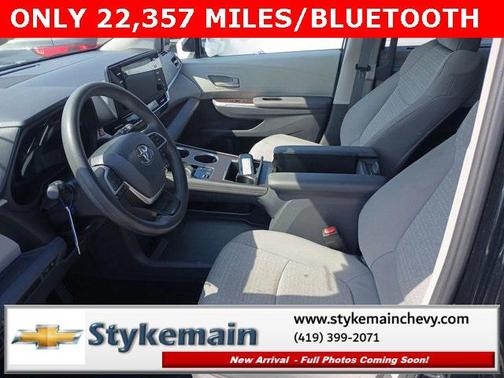 2021 Toyota Sienna LE