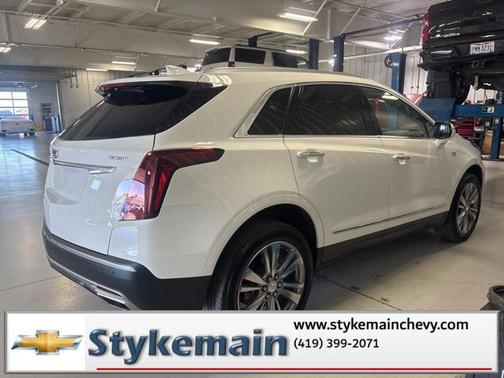 2024 Cadillac XT5 Premium Luxury