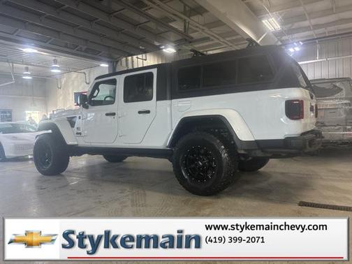 2021 Jeep Gladiator Sport