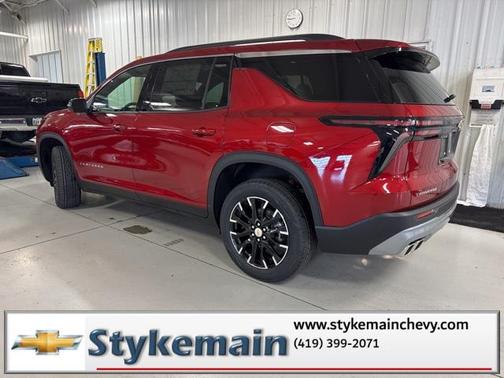 2025 Chevrolet Traverse LT