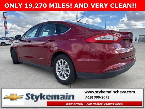 2015 Ford Fusion S