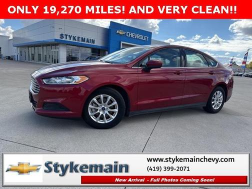2015 Ford Fusion S