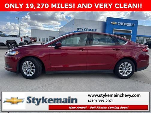 2015 Ford Fusion S