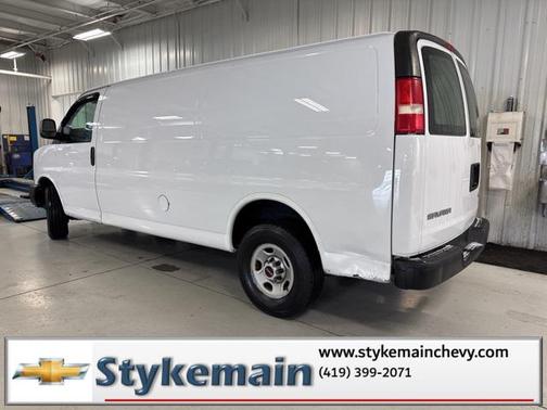 2009 GMC Savana 2500 Base