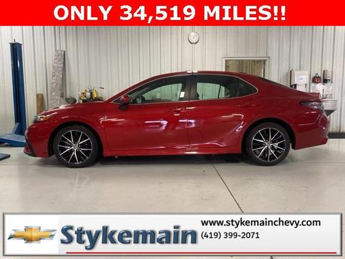 2021 Toyota Camry SE