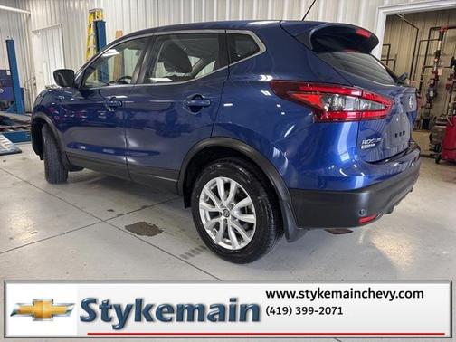 2022 Nissan Rogue Sport S