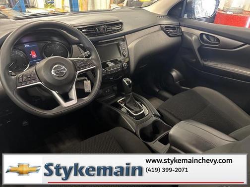 2022 Nissan Rogue Sport S