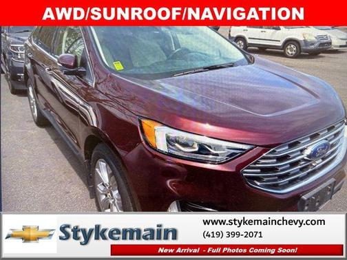 Burgundy Velvet Metallic Tinted Clearcoat 2019 Ford Edge Titanium