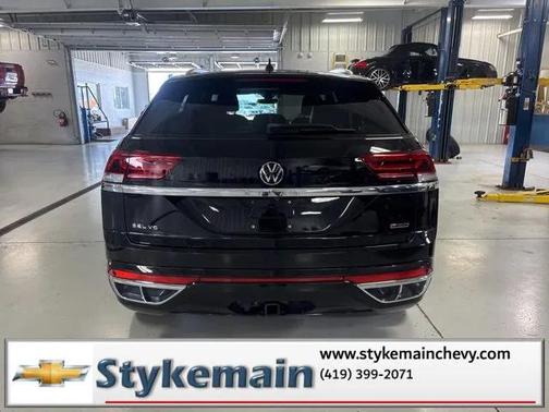 2022 Volkswagen Atlas Cross Sport 3.6L V6 SEL R-Line